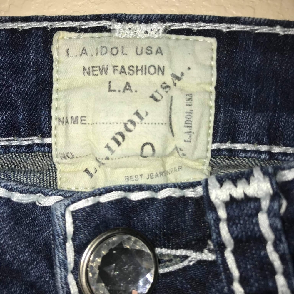 Jeans - Picture 2 of 3
